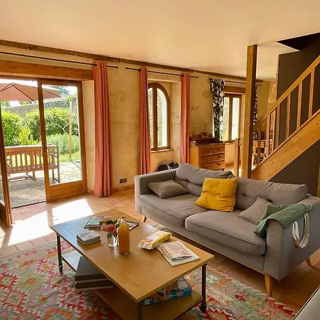 Holiday home Maison Avec Jardin - L'orangerie Thouare-sur-Loire